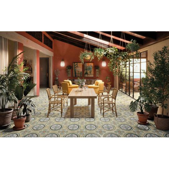 spanielsky styl podlahova dlazba vintage rustikalna mediteranska klasicna vzorova podlahova krytina dlazba starodavna vidiecka chalupa mediteranska kvetinova dlazdica krytina obklad obyvacka chodba.jpg